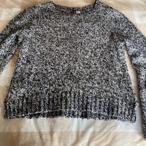 H&M black and white sweater